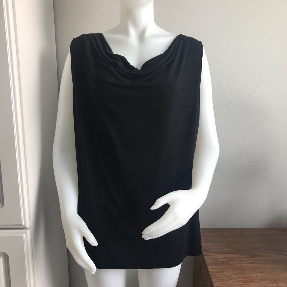Jaclyn Smith Top